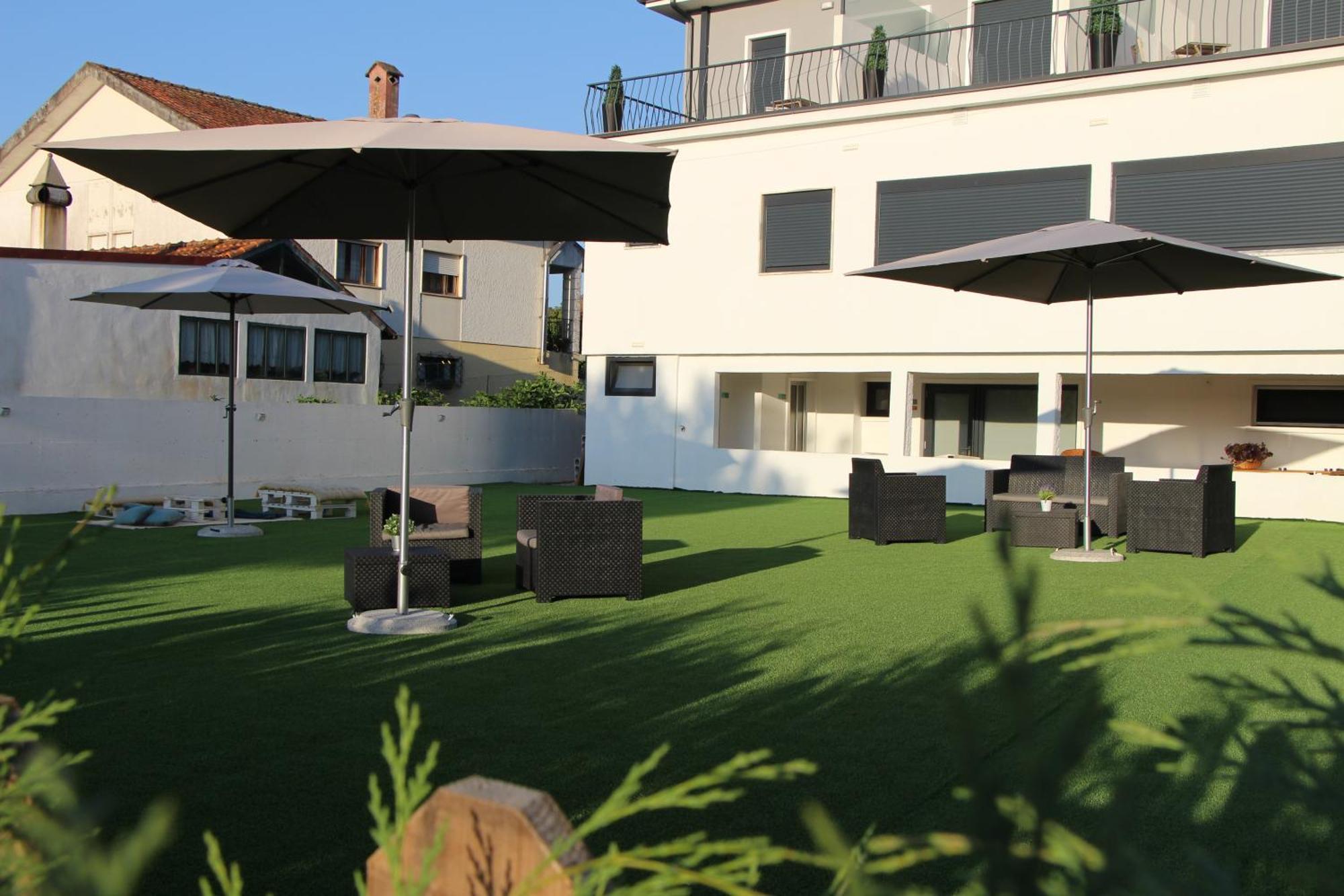 Aroucehostel Lousa  Bagian luar foto